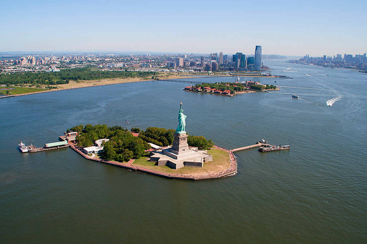 New York Statue de la liberté,
Credit Photo LeaMallo via Envato