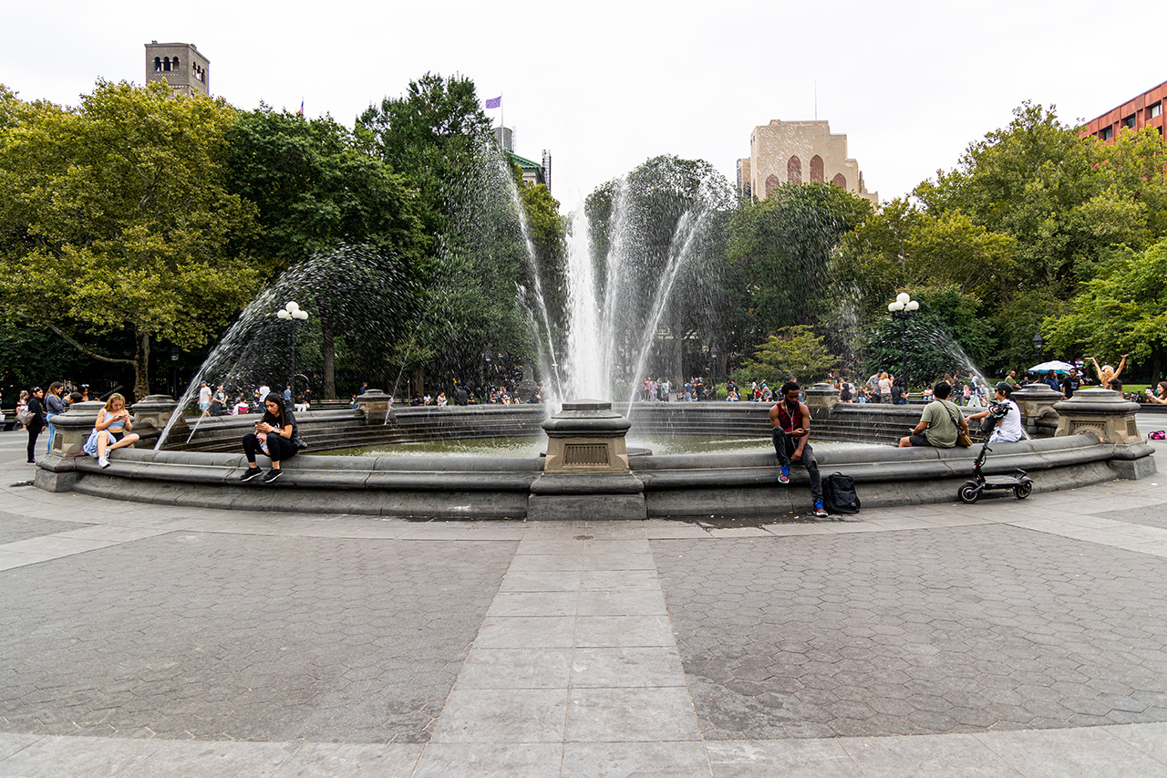 Washington Square Park fontaine,
Credit Photo Billy Wilson via Flickr