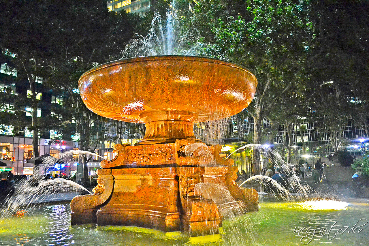 Bryant Park fontaine New York,
Credit Photo incognito7nyc via Flickr