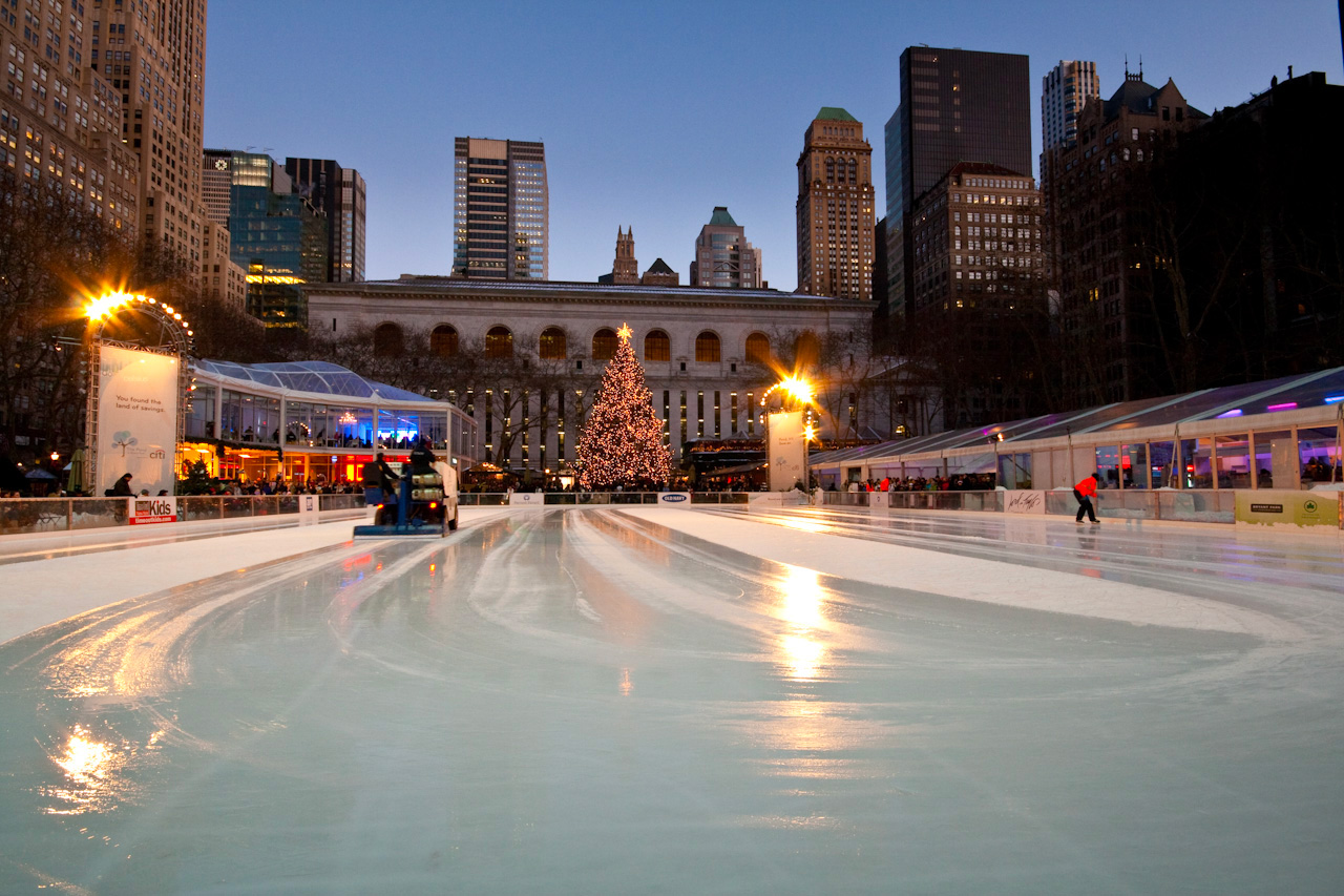 bryant park patinoire
Credit Photo Jean-François Renaud via Flickr