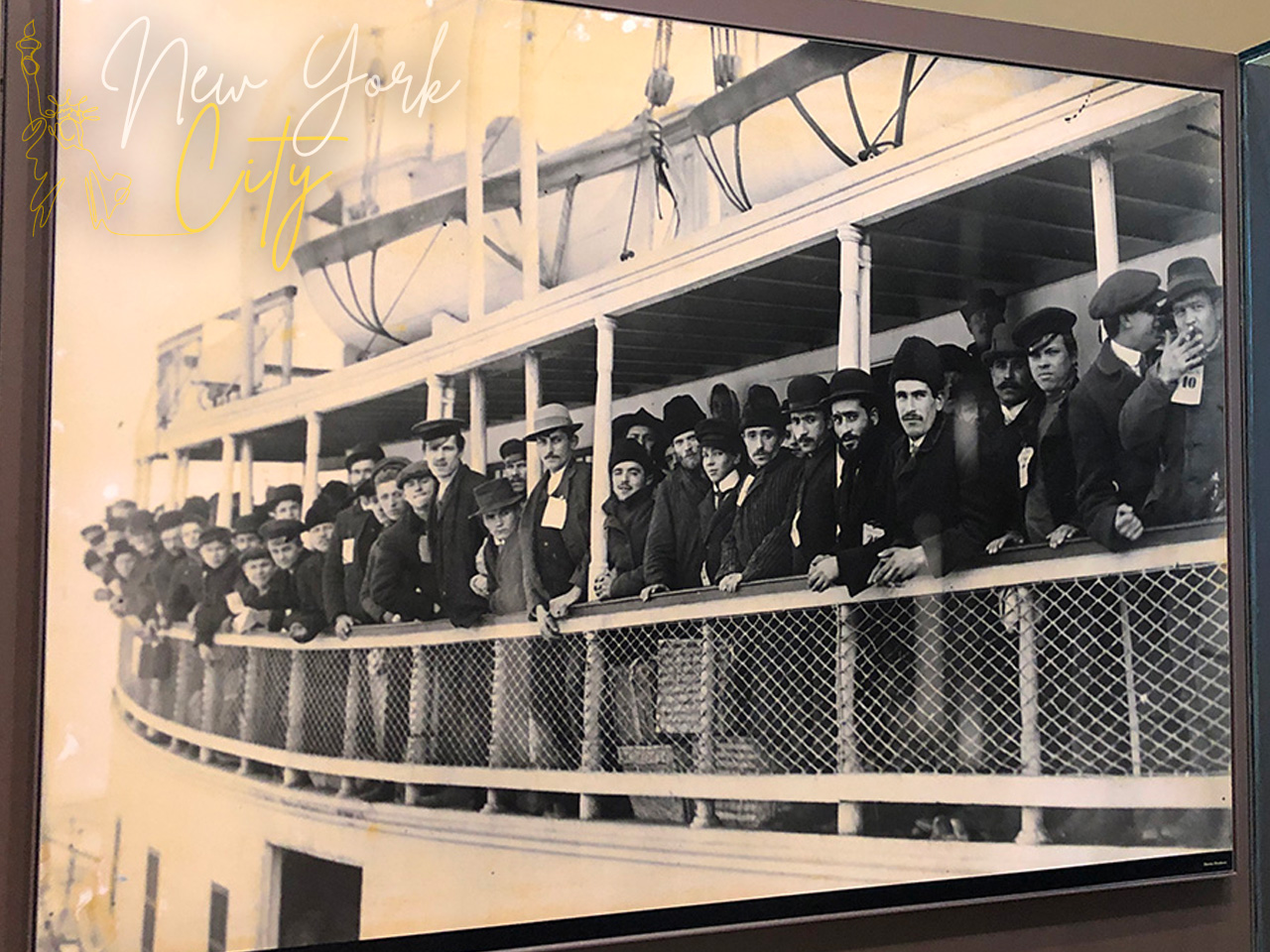 ellis island passengers bateau new york